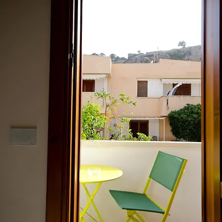 Mare Fuori Apartment